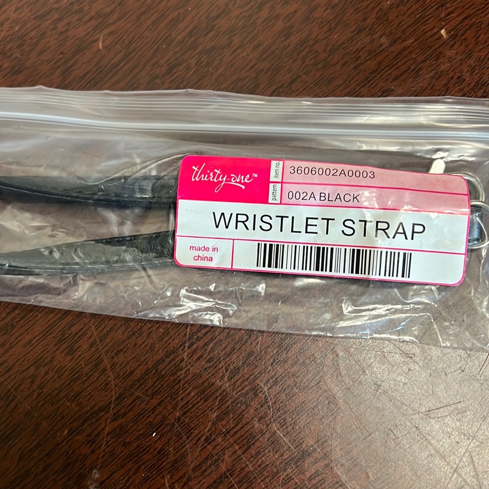 Thirty-One Wristlet Strap- Black